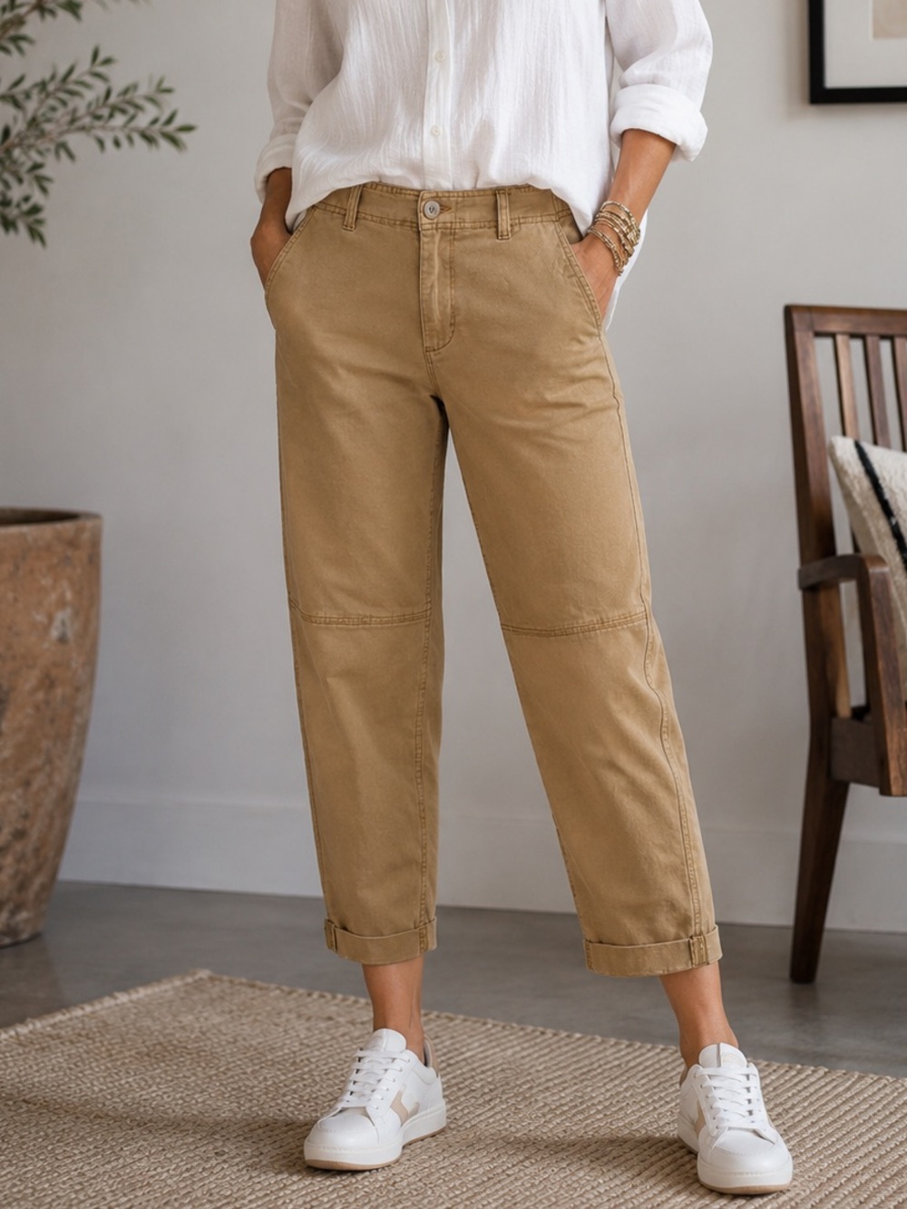 Old Navy Women’s Tan Utility Cropped Pants Size M 98% Cotton